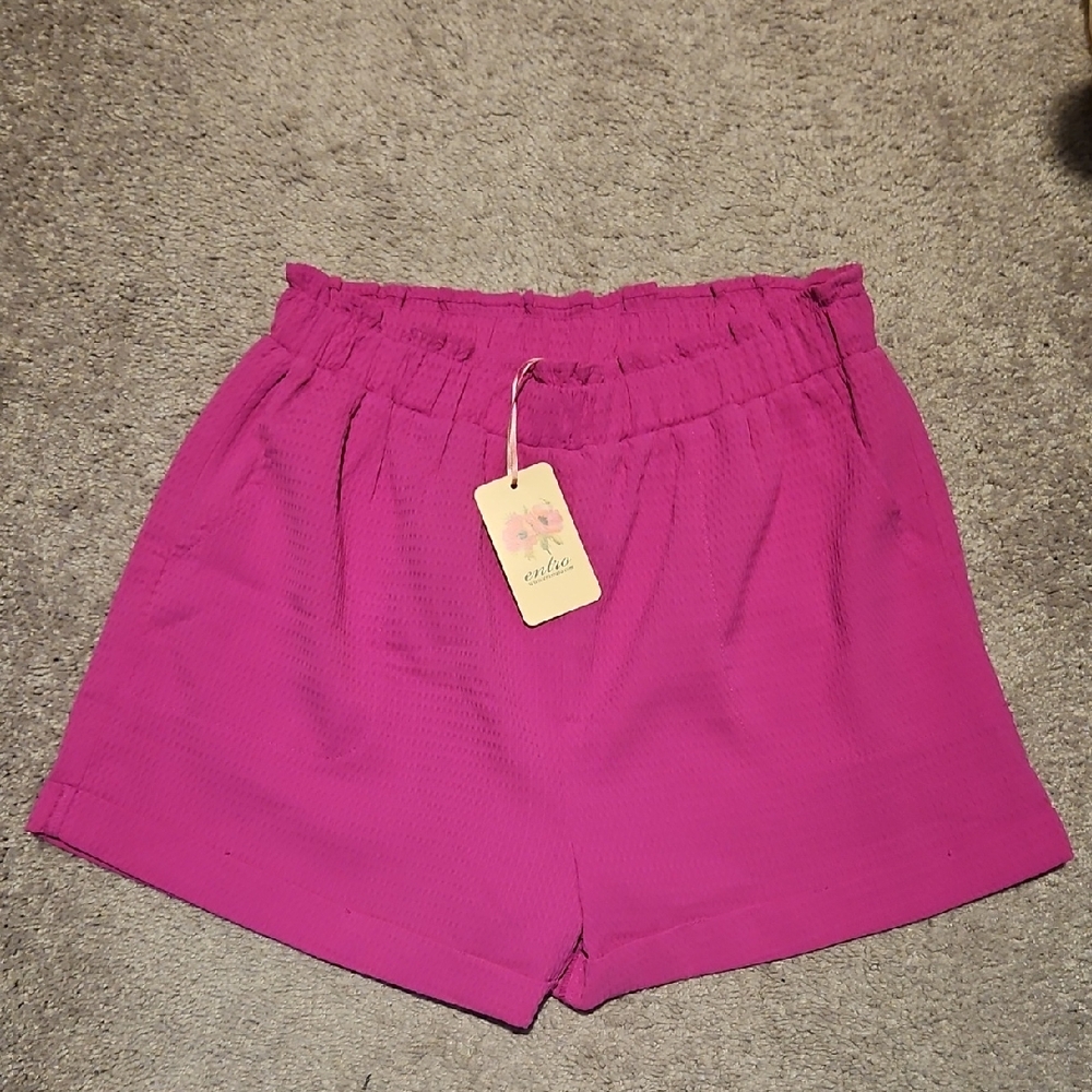 entro Pull-On Shorts in Fuchsia Pink Waffle Texture